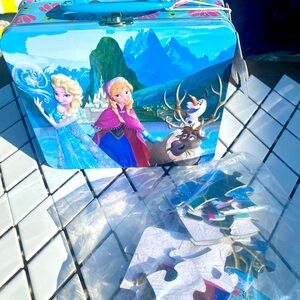 Disney Frozen LunchBox Puzzle Set New